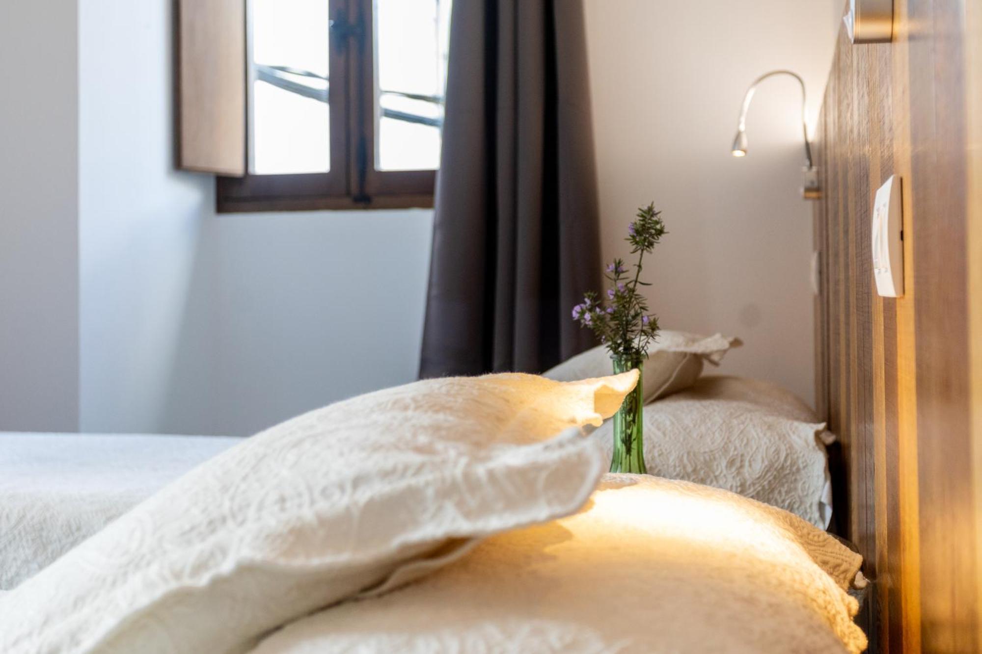 Complexo Xacobeo Hotel Tríacastela Kültér fotó