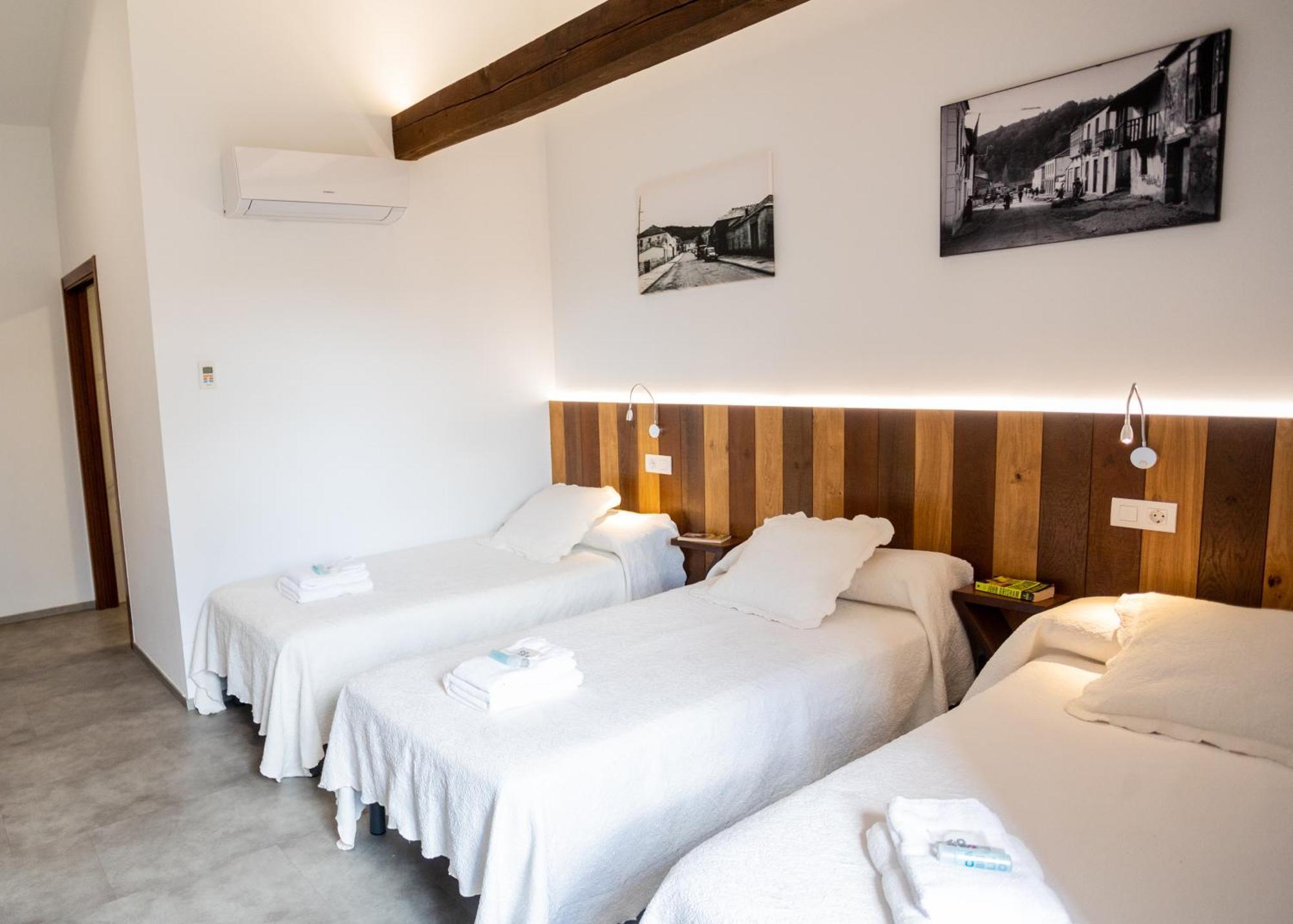 Complexo Xacobeo Hotel Tríacastela Kültér fotó
