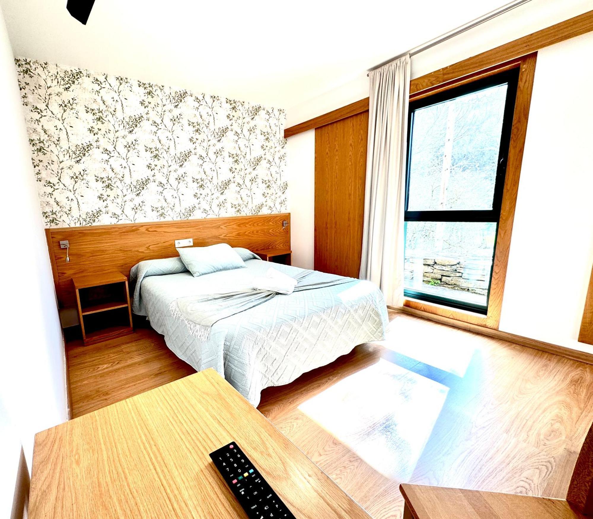 Complexo Xacobeo Hotel Tríacastela Kültér fotó