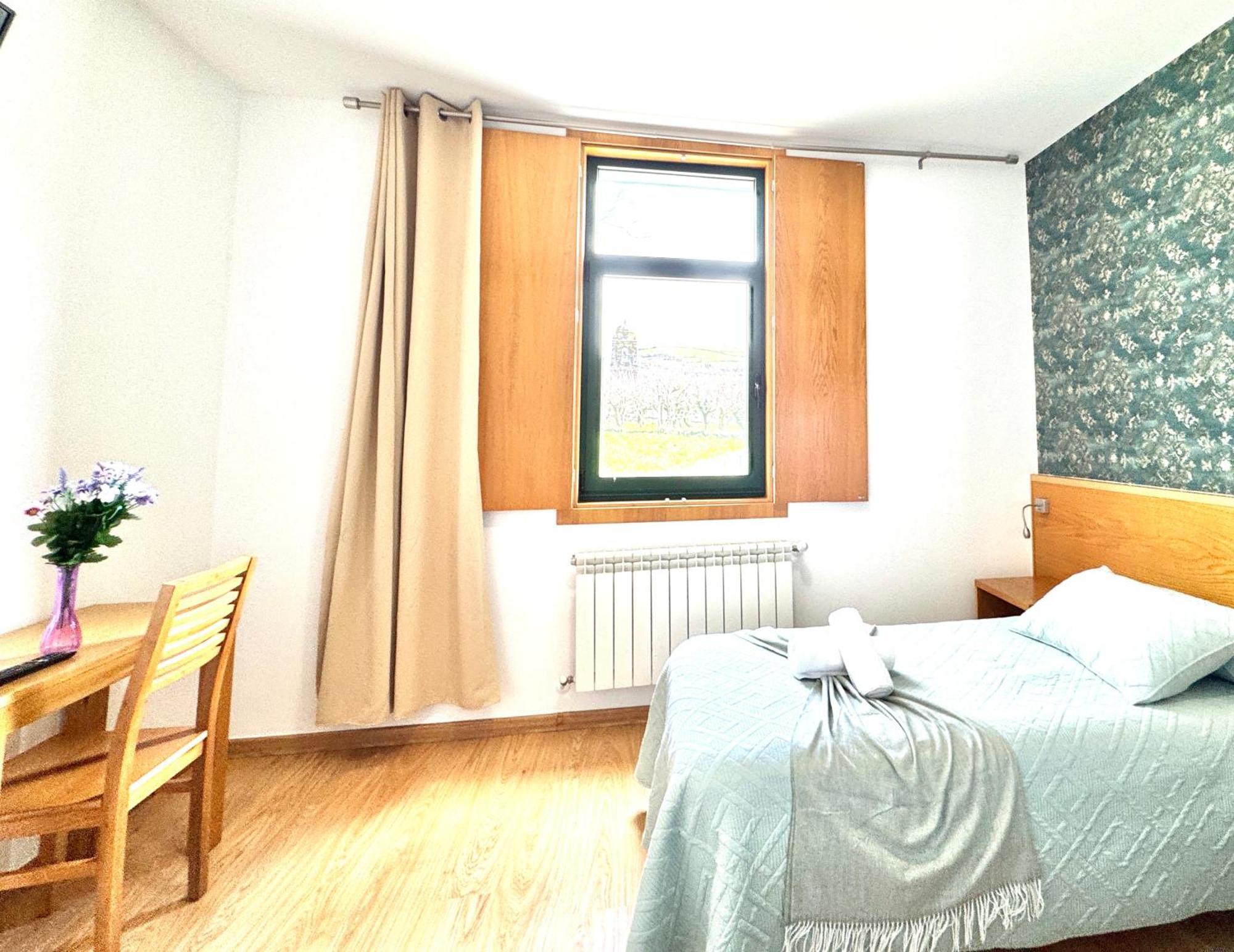 Complexo Xacobeo Hotel Tríacastela Kültér fotó