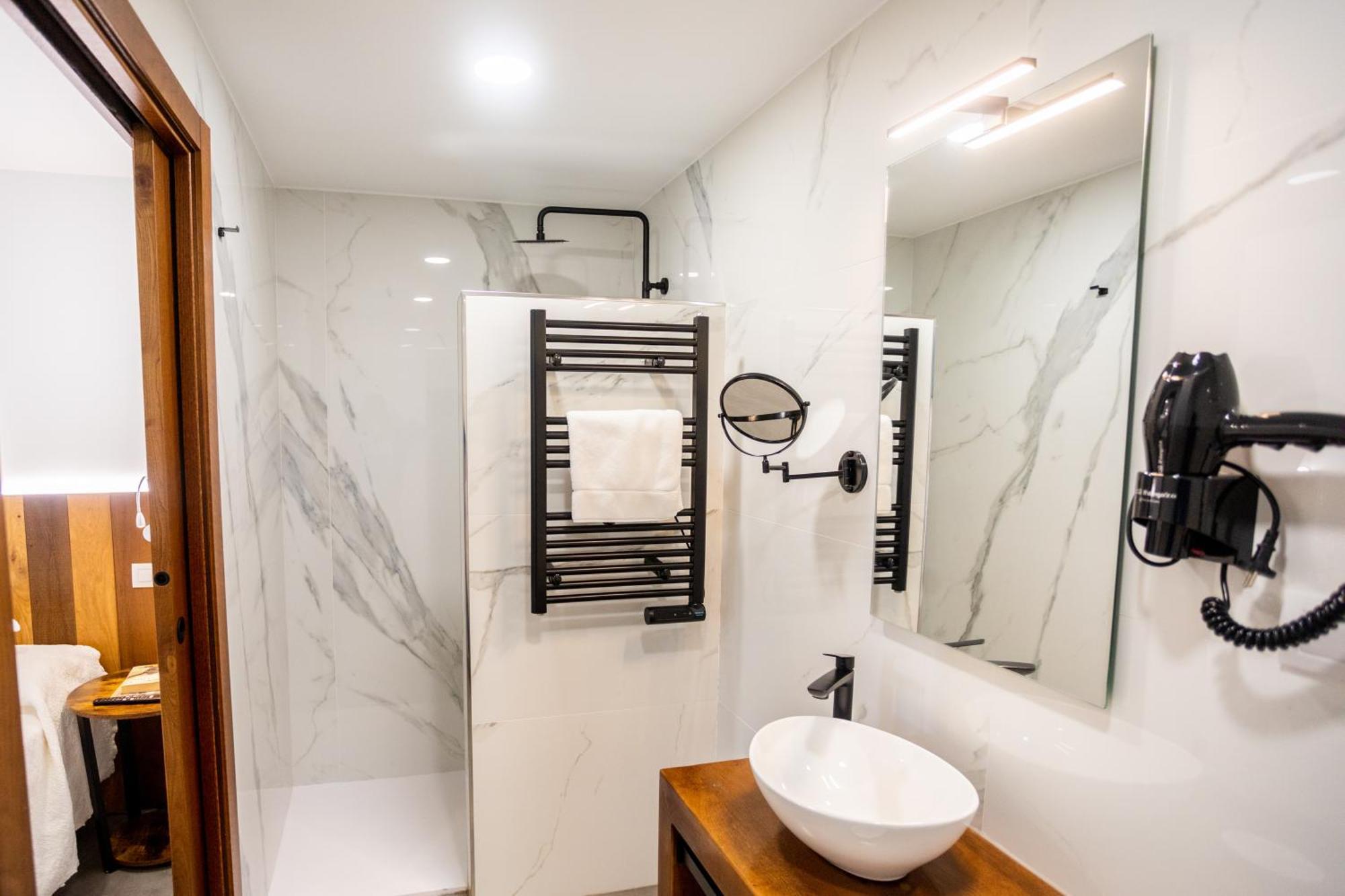 Complexo Xacobeo Hotel Tríacastela Kültér fotó