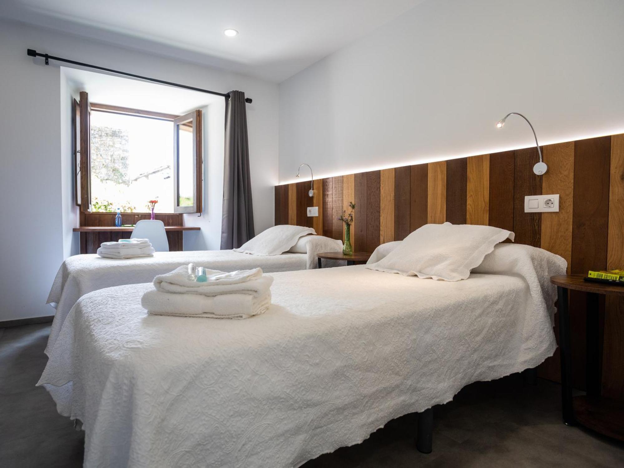Complexo Xacobeo Hotel Tríacastela Kültér fotó