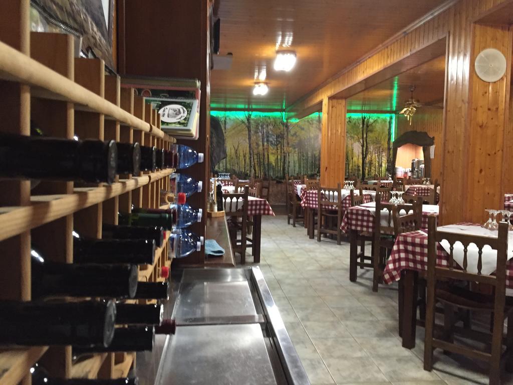 Complexo Xacobeo Hotel Tríacastela Kültér fotó